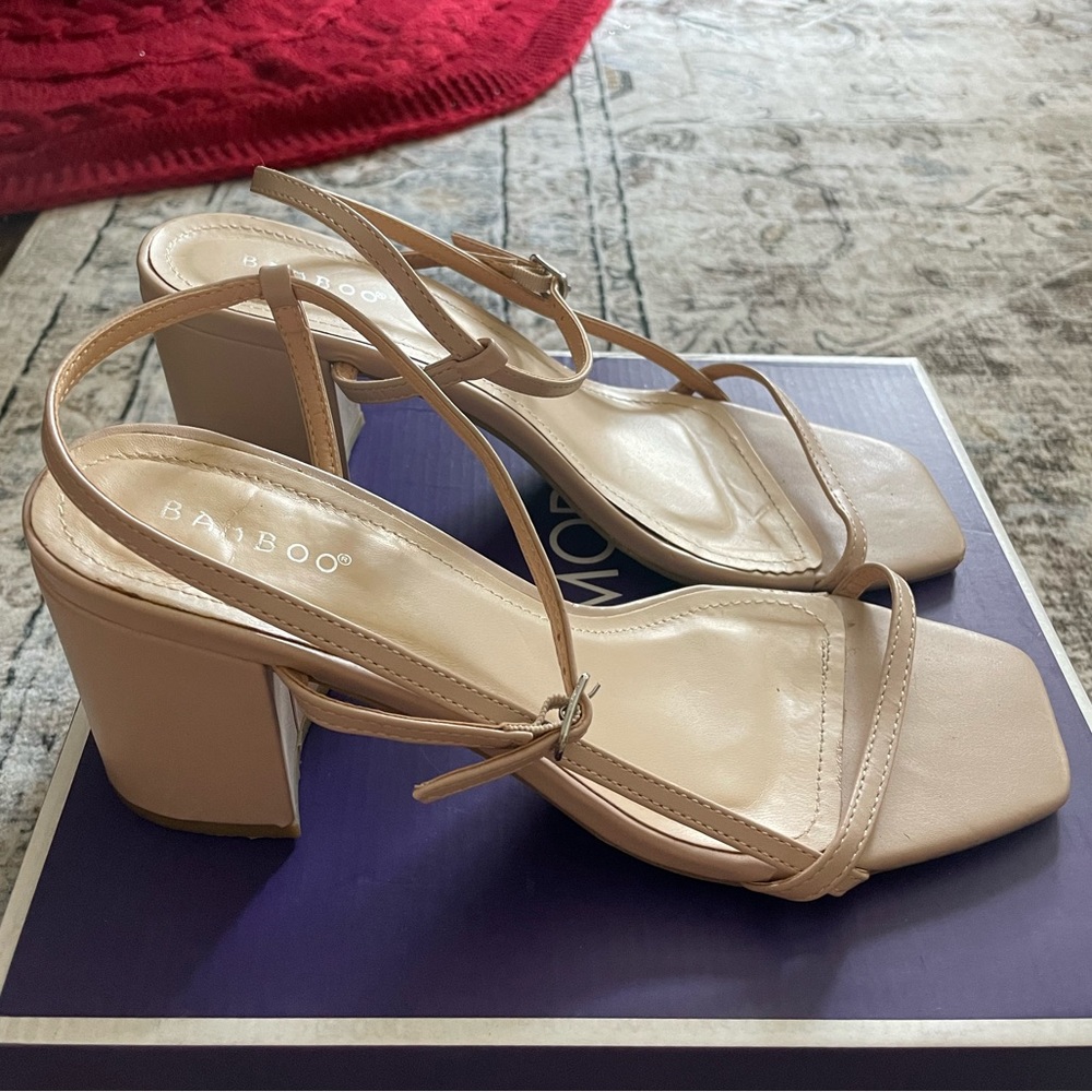 Bamboo Kitten Heels (NUDE)